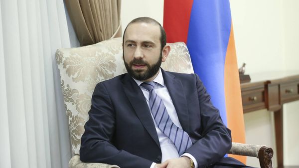 Արարատ Միրզոյան - Sputnik Արմենիա