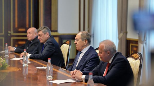 Президент Ваагн Хачатурян принял министра иностранных дел России Сергея Лаврова (9 июня 2022). Еревaн - Sputnik Армения
