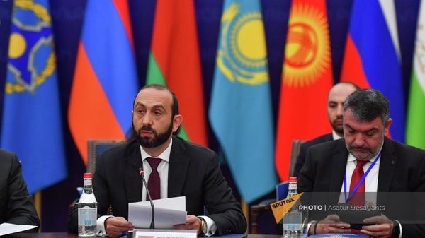 Արարատ Միրզոյան - Sputnik Արմենիա