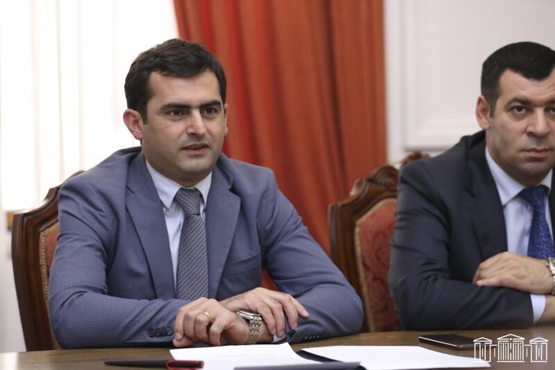 Вице-спикер НС Акоп Аршакян принял специального представителя президента РФ по международному культурному сотрудничеству, бывшего министра культуры РФ Михаила Швыдко (10 июня 2022). Еревaн Вице-спикер НС Акоп Аршакян принял специального представителя президента РФ по международному культурному сотрудничеству, бывшего министра культуры РФ Михаила Швыдко (10 июня 2022). Еревaн - Sputnik Армения, 1920, 10.06.2022