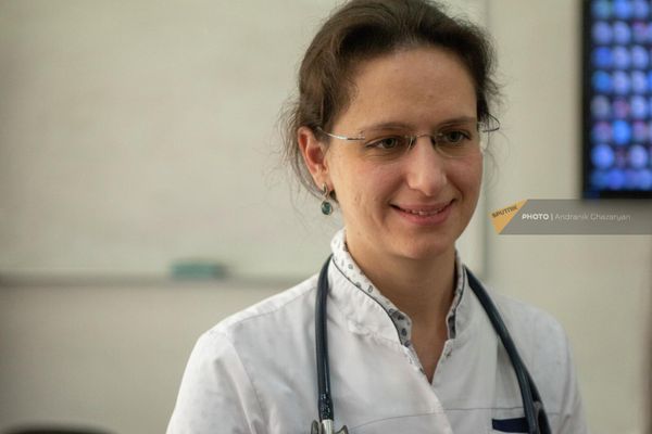 Педиатр Елена Костомарова  - Sputnik Армения