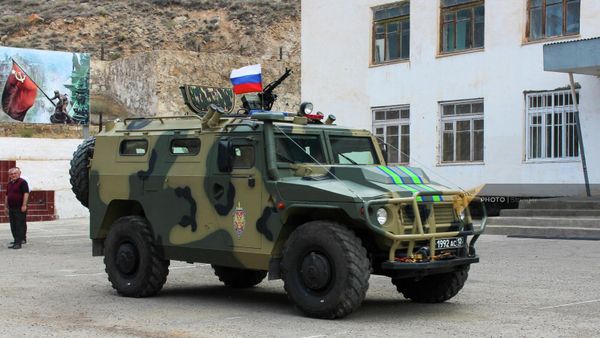 Мегринский пограничный отряд Пограничного управления ФСБ России в Армении отмечает 67-ю годовщину образования - Sputnik Армения