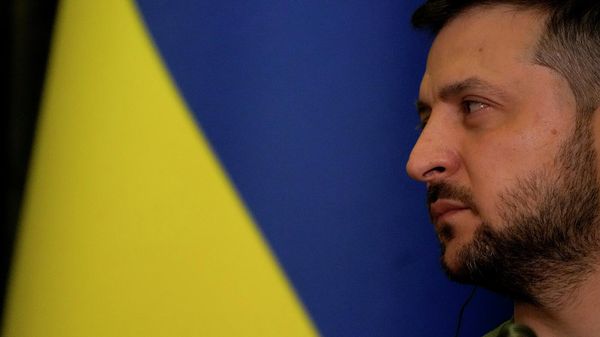 Президент Украины Владимир Зеленский во время совместной пресс-конференции с председателем Европейской комиссии Урсулой фон дер Ляйен (11 июня 2022). Киев - Sputnik Армения