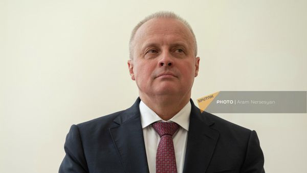 Чрезвычайный и полномочный посол России Сергей Копыркин на выставке Александр Грибоедов. Дорога на Кавказ, открывшейся в Национальной библиотеке Армении (13 июня 2022). Еревaн - Sputnik Армения