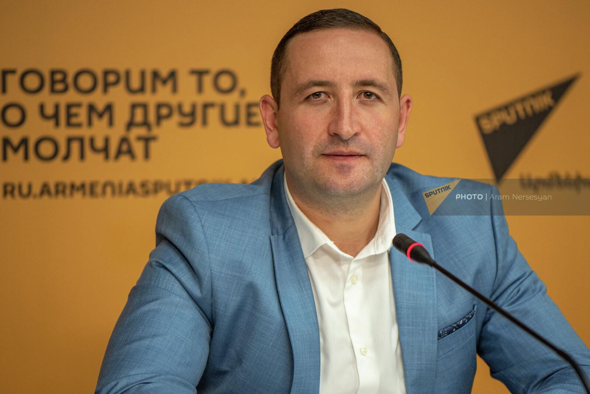 Директор туркомпании Vizit Армения Владимир Геворкян во время видеомоста Туризм в Армении и Грузии после пандемии (14 июня 2022). Еревaн - Sputnik Армения, 1920, 03.07.2026