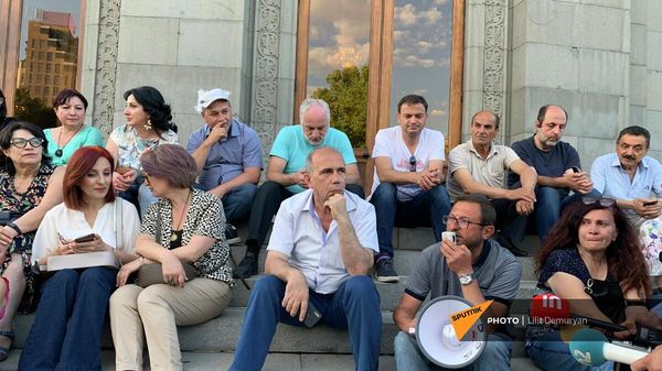 «Դիմադրություն» շարժումը նստացույց է անում Ազատության հրապարակում - Sputnik Արմենիա