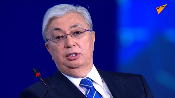 Президент Казахстана Касым-Жомарт Токаев выступает на пленарном заседании юбилейного, XXV Петербургского международного экономического форума (17 июня 2022). Санкт-Петербург - Sputnik Армения