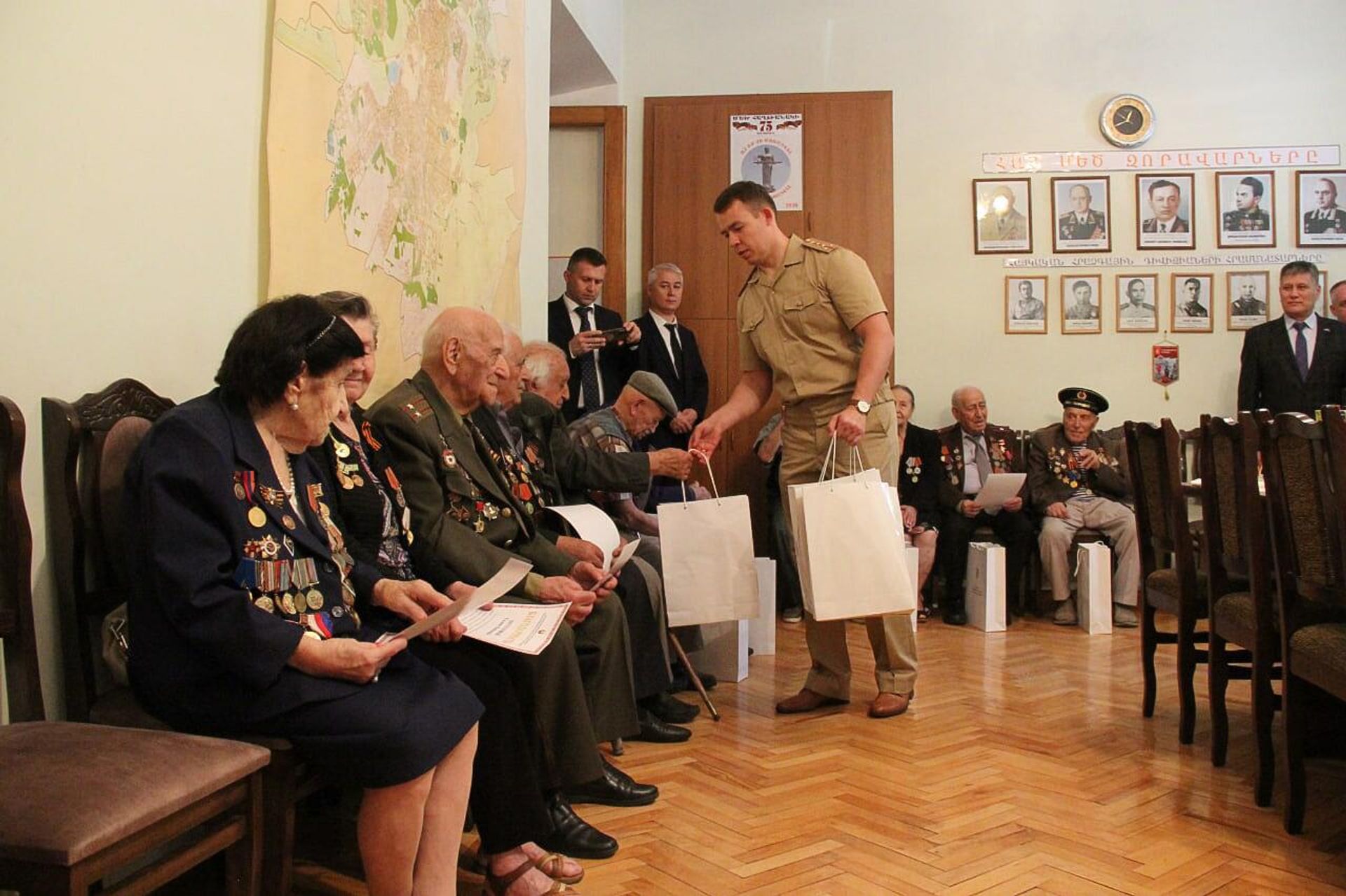 Встреча с участниками Великой Отечественной войны и блокадниками в Объединении ветеранов Армении (22 июня 2022). Еревaн - Sputnik Արմենիա, 1920, 22.06.2022