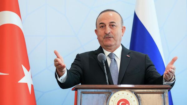 Министр иностранных дел Турции Мевлют Чавушоглу на пресс-конференции по итогам российско-турецких переговоров (8 июня 2022). Анкара - Sputnik Армения