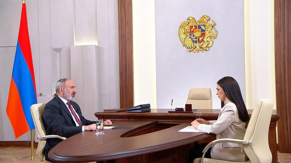 Премьер-министр Никол Пашинян во время онлайн пресс-конференции (27 июня 2022). Еревaн - Sputnik Армения