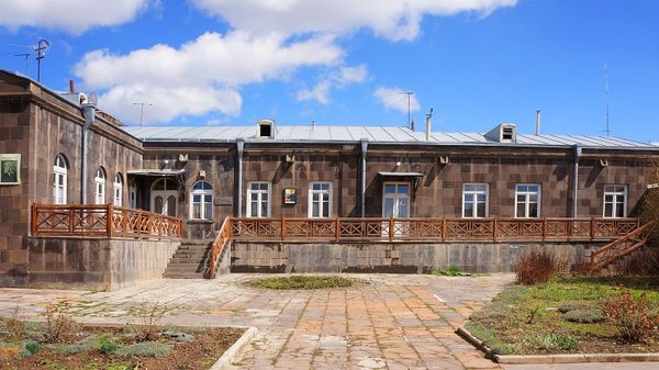 Ավետիք Իսահակյանի տուն-թանգարանը Գյումրիում - Sputnik Արմենիա