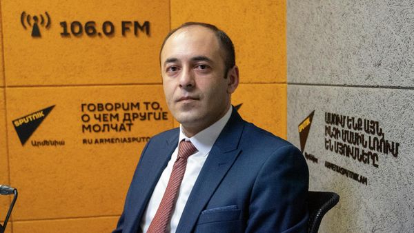 Տիգրան Ուլիխանյան - Sputnik Արմենիա