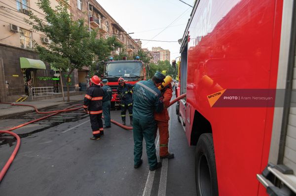 Հրդեհ Խորենացու փողոցում - Sputnik Արմենիա