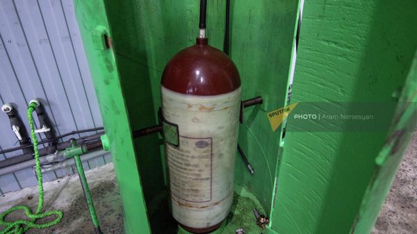 Процесс сертификации газовых баллонов всех транспортных средств, работающих на газе - Sputnik Армения