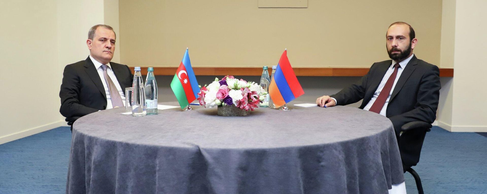 ՀՀ արտգործնախարար Արարատ Միրզոյանն ու Ադրբեջանի արտգործնախարար Ջեյհուն Բայրամովը - Sputnik Արմենիա, 1920, 16.07.2022