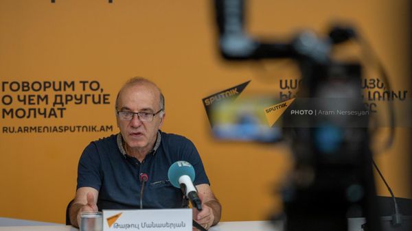 Թաթուլ Մանասերյան - Sputnik Արմենիա