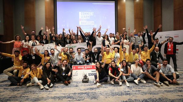 Соучредители Seaside Startup Summit во время запуска венчурного фонда Triple S (3 августа 2022). Еревaн - Sputnik Արմենիա