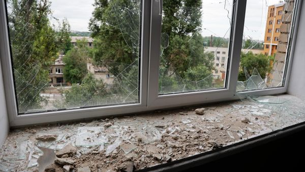 Последствия обстрела в Донецке - Sputnik Армения