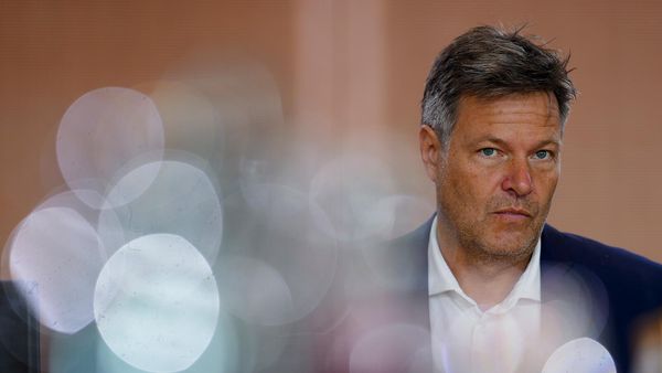 Вице-канцлер Германии и министр экономики и климата Роберт Хабек возглавляет заседание кабинета министров правительства Германии (27 июля 2022). Берлин - Sputnik Армения