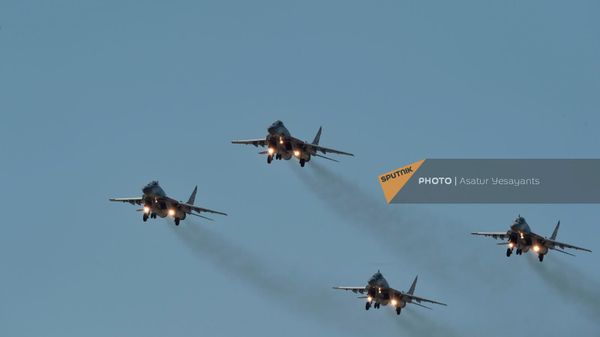 Авиашоу на российской военной базе аэродрома Эребуни (28 августа 2020). Еревaн - Sputnik Армения