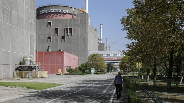Энергоблоки №2 и №3 Запорожской АЭС в Энергодаре - Sputnik Армения