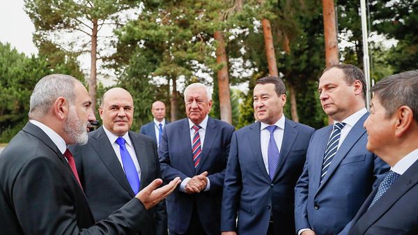 Премьер-министр Никол Пашинян принял участие в заседании Евразийского межправительственного совета в узком составе (25 августа 2022). Чолпон-Ата - Sputnik Армения