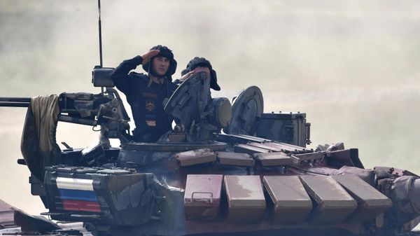 Военнослужащие команды России на конкурсе Танковый биатлон-2022 - Sputnik Армения