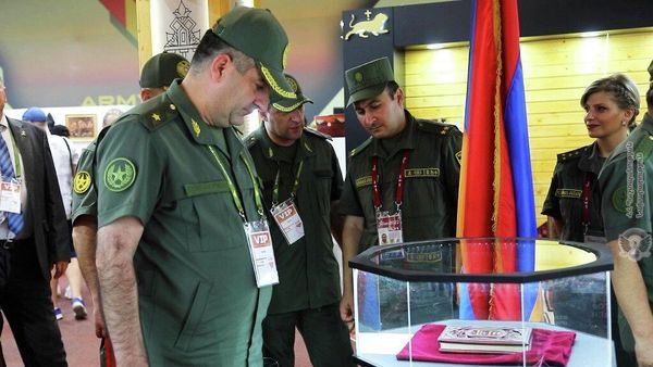 Начальник Генерального штаба ВС, первый заместитель министра обороны генерал-майор Эдуард Асрян принял участие в церемонии закрытия VIII Армейских международных игр в Алабино (27 августа 2022). Подмосковье - Sputnik Армения