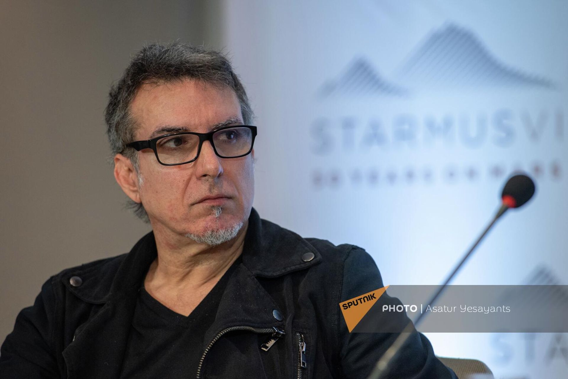 Дерек Ширинян на пресс-конференции фестиваля STARMUS (2 сентября 2022). Еревaн - Sputnik Արմենիա, 1920, 02.09.2022