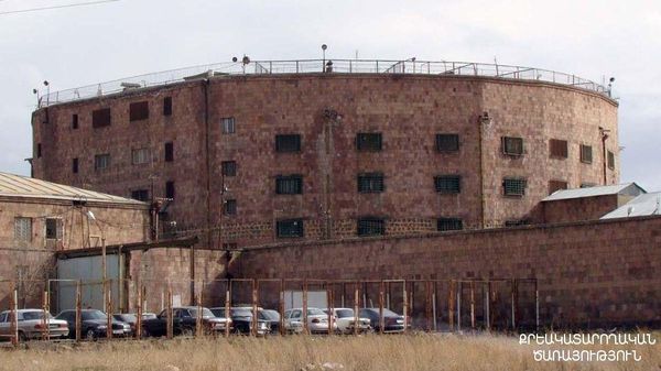Здание УИУ Нубарашен - Sputnik Армения