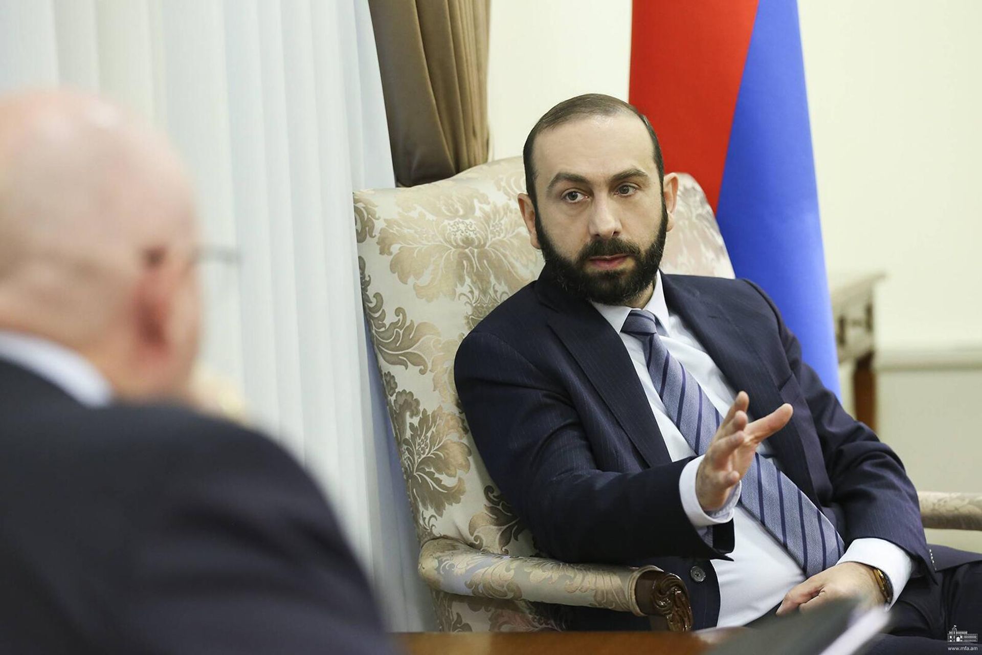 Министр иностранных дел Арарат Мирзоян принял новоназначенного сопредседателя Минской группы ОБСЕ от США, старшего советника по вопросам Кавказских переговоров Филиппа Рикера (9 сентября 2022). Еревaн - Sputnik Արմենիա, 1920, 09.09.2022
