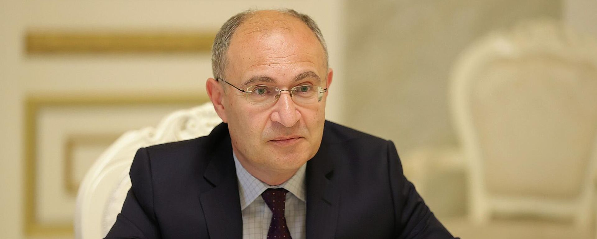 Председатель Консервативной партии Микаeл Айрапетян на встрече с и.о. премьер-министра Армении (23 июня 2021). Еревaн - Sputnik Армения, 1920, 10.09.2022