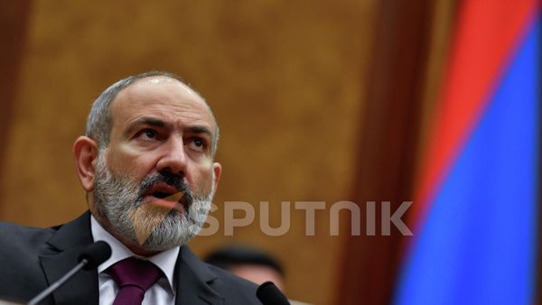 Փաշինյանը պետական դավաճանության համապատասխան ձևակերպումներ է հնչեցրել ԱԺ–ում - Sputnik Արմենիա