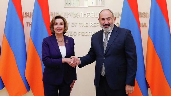 Премьер-министр Никол Пашинян принял спикера палаты представителей США Нэнси Пелоси (18 сентября 2022). Еревaн - Sputnik Армения