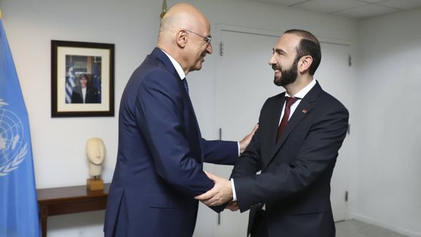 Նիկոս Դենդիասի և Արարատ Միրզոյանի հանդիպումը Նյու Յորքում - Sputnik Արմենիա