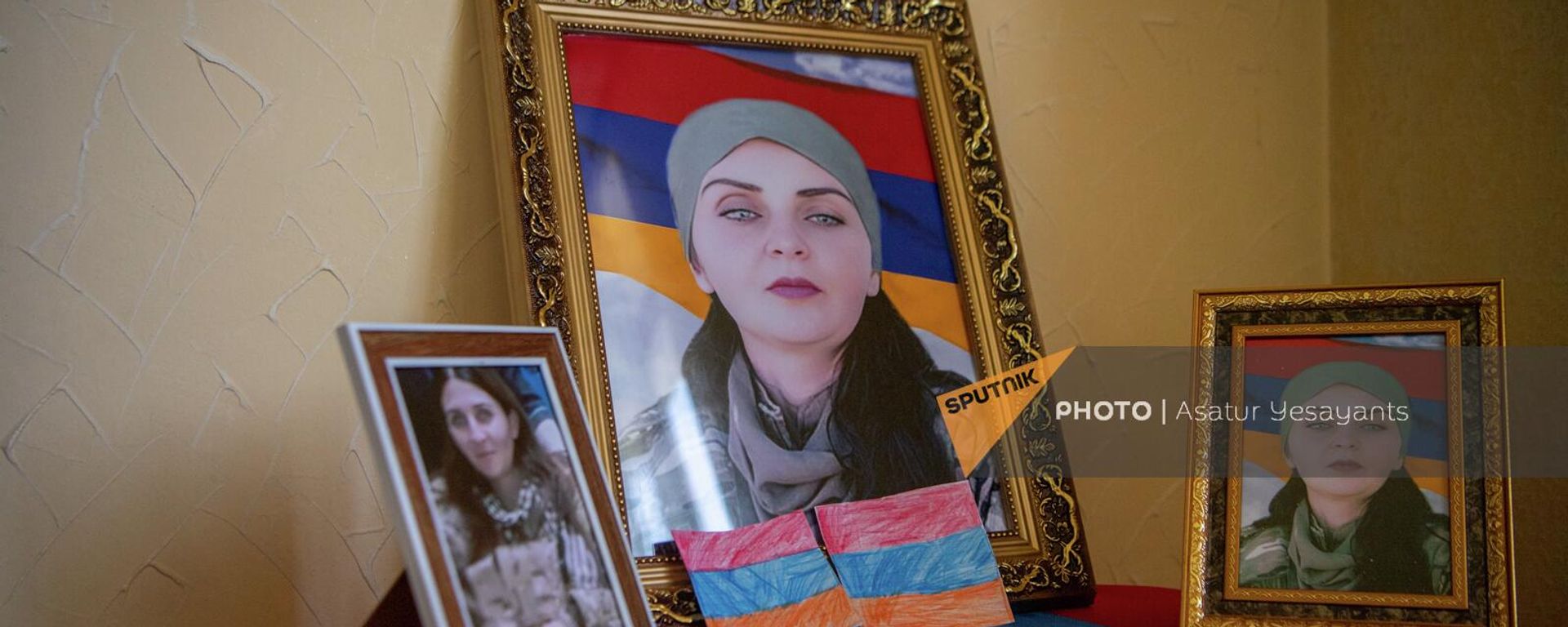Фотографии погибшей в ходе азербайджанской агрессии военнослужащей Ануш Апетян - Sputnik Армения, 1920, 23.09.2022