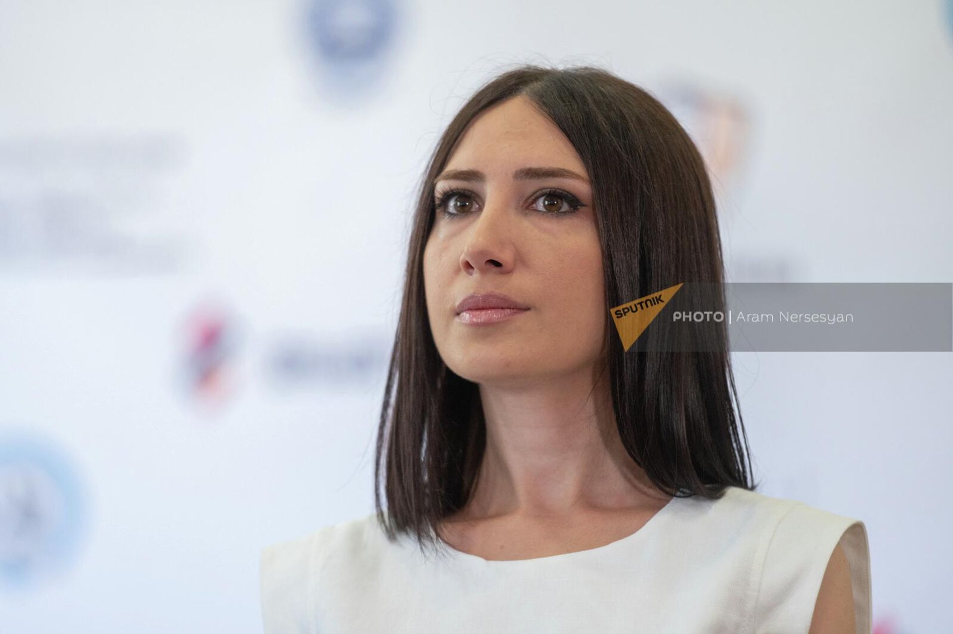 Директор реабилитационного центра Дом солдата Айкуи Минасян на открытии хирургического отделения в Центре (23 сентября 2022). Еревaн Директор реабилитационного центра Дом солдата Айкуи Минасян на открытии хирургического отделения в Центре (23 сентября 2022). Еревaн - Sputnik Армения, 1920, 23.09.2022