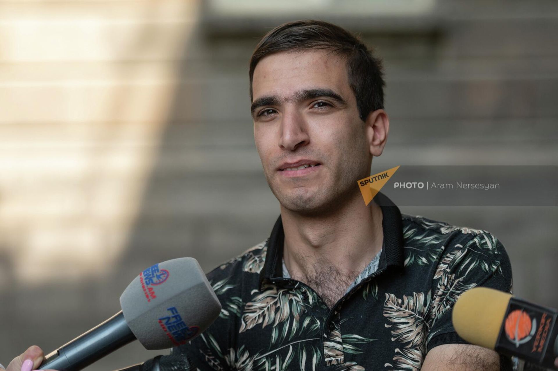 Участник 44-дневной войны Айк Жамкочян в реабилитационном центре Дом солдата (23 сентября 2022). Еревaн Участник 44-дневной войны Айк Жамкочян в реабилитационном центре Дом солдата (23 сентября 2022). Еревaн - Sputnik Армения, 1920, 23.09.2022