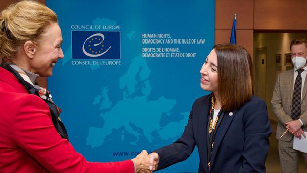 Защитник прав человека Кристинне Григорян встретилась с Генеральным секретарем Совета Европы Марией Пейчинович Бурич (27 сентября 2022). Страсбург - Sputnik Армения