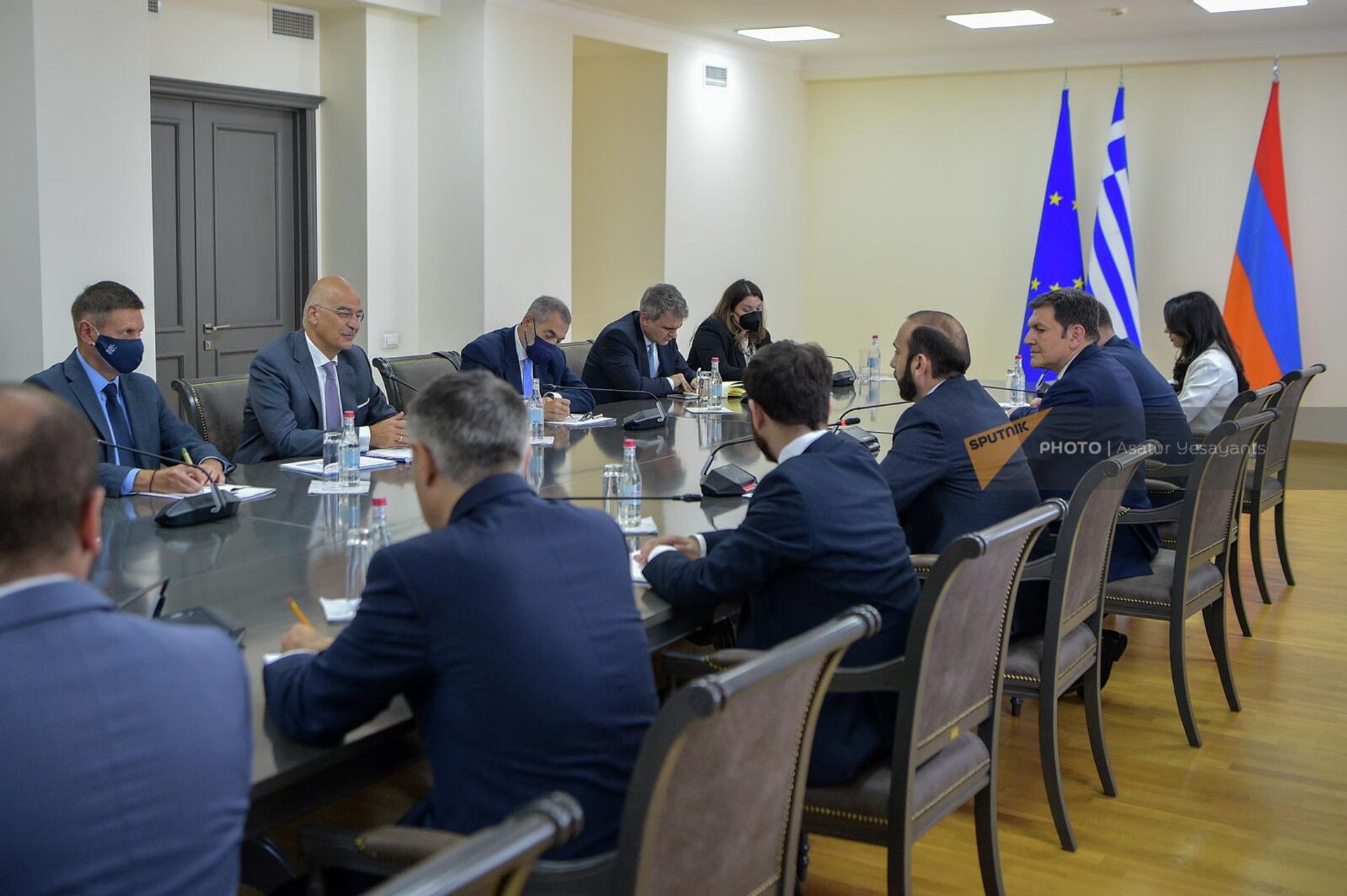Встреча глав МИД Армении и Греции Арарата Мирзояна и Никоса Дендиаса (27 сентября 2022). Еревaн - Sputnik Արմենիա, 1920, 27.09.2022