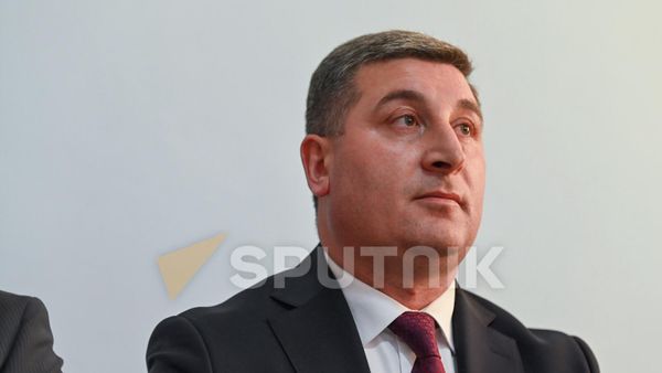 Գնել Սանոսյան - Sputnik Արմենիա