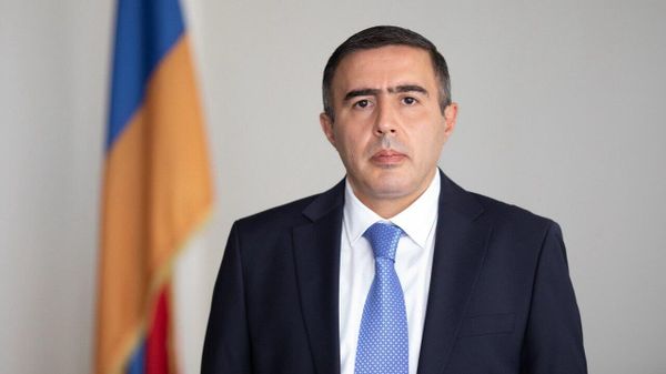 Բագրատ Միկոյան - Sputnik Արմենիա