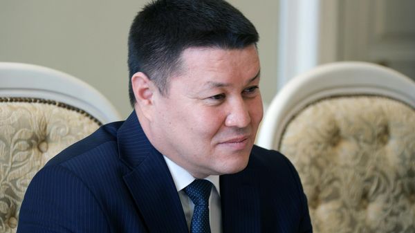 Председатель Жогорку Кенеша Кыргызской Республики Талант Мамытов во время двусторонней встречи с председателем Совета Федерации РФ (15 апреля 2021). Санкт-Петербург - Sputnik Армения