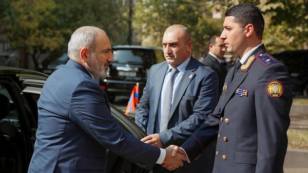 Премьер-министр Никол Пашинян присутствовал на торжественном заседании, посвященном Дню служащего Следственного комитета (8 октября 2022). Еревaн - Sputnik Армения
