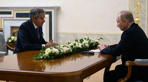 Ռաֆայել Գրոսին և Վլադիմիր Պուտինը - Sputnik Արմենիա