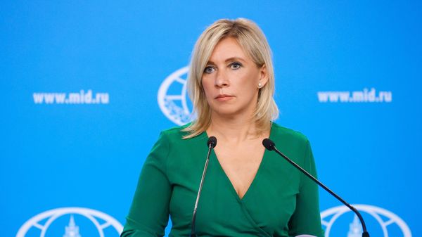 Официальный представитель МИД России Мария Захарова проводит очередной брифинг для журналистов (11 октября 2022). Москвa - Sputnik Армения