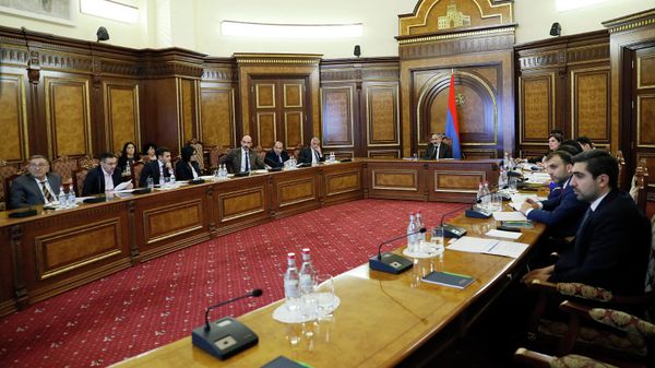 Совещание на тему внедрения комплексной системы медицинского страхования под руководством премьер-министра Никола Пашиняна (15 октября 2022). Еревaн - Sputnik Армения