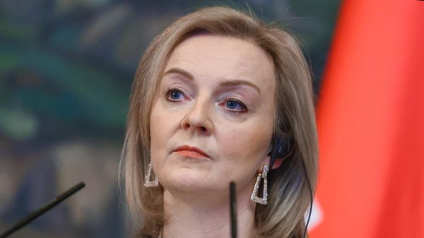 Глава МИД Великобритании Элизабет Трасс на пресс-конференции по итогам переговоров с российским коллегой Сергеем Лавровым в Доме приемов МИД России (10 февраля 2022). Москва - Sputnik Армения