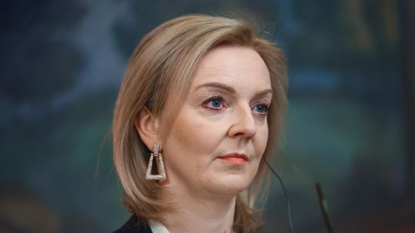 Глава МИД Великобритании Элизабет Трасс на пресс-конференции по итогам переговоров с российским коллегой Сергеем Лавровым в Доме приемов МИД России (10 февраля 2022). Москва - Sputnik Армения
