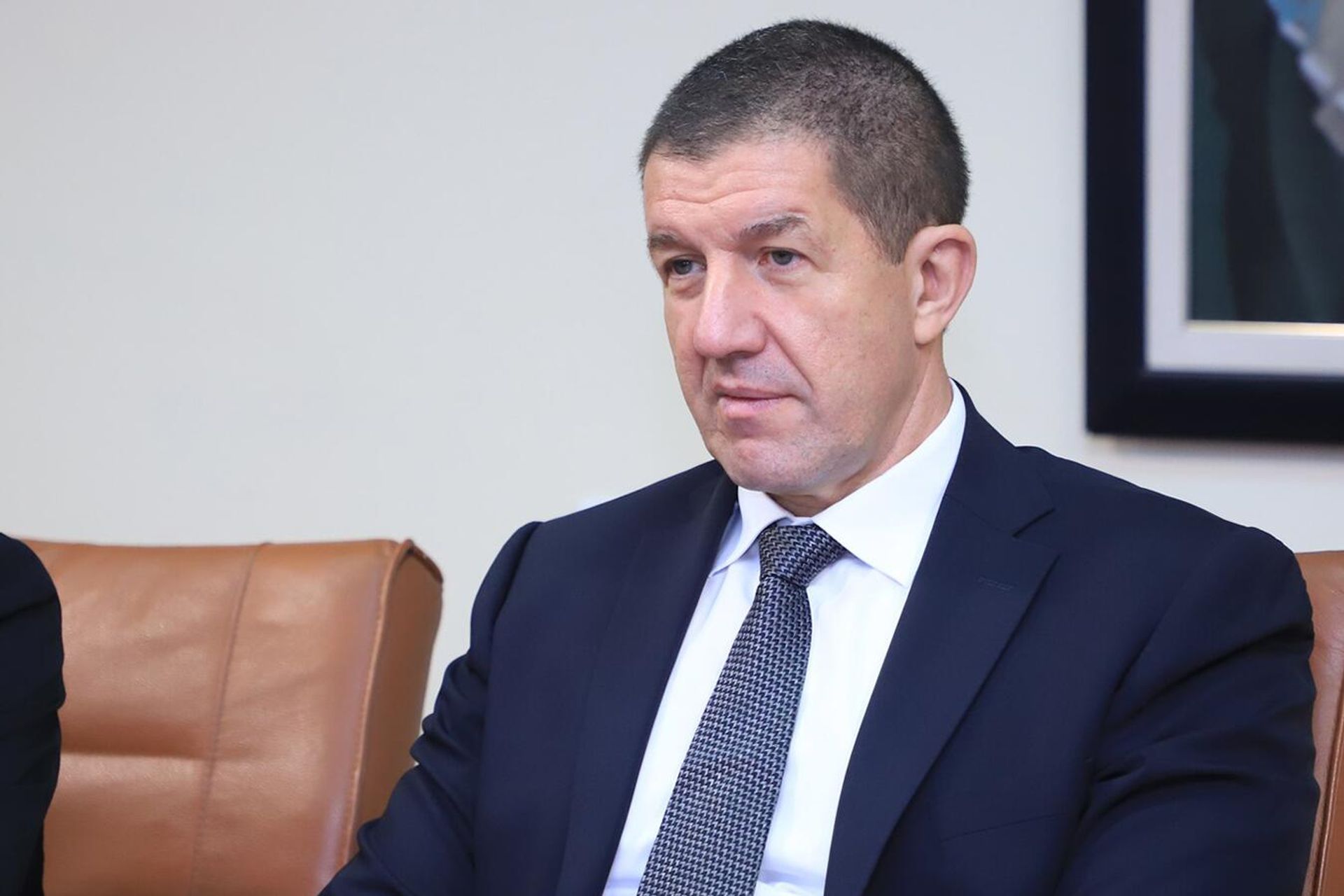 Министр экономики Ваан Керобян и заместитель министра Нарек Терян приняли делегацию, возглавляемую председателем ПА Ростелеком Михаилом Осеевским (21 октября 2022). Еревaн - Sputnik Արմենիա, 1920, 21.10.2022